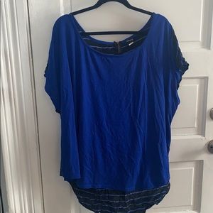 Torrid size 4 Blue and black tee